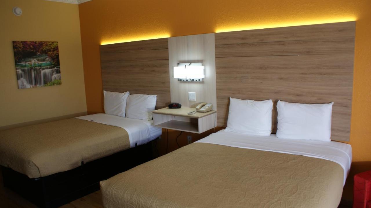 Home Town Inn & Suites Crestview Dış mekan fotoğraf