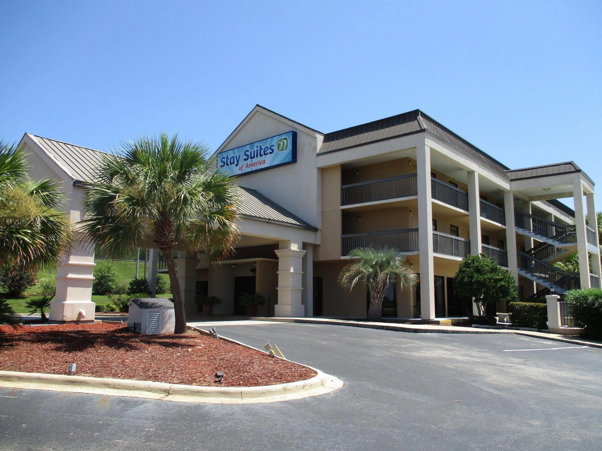 Home Town Inn & Suites Crestview Dış mekan fotoğraf